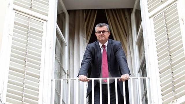 Orešković smijenjen s pozicije potpredsjednika, odlazi iz Teve