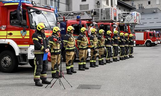 FOTO Vatrogasci iz Zagreba i Zadra odali počast poginulim kolegama na otoku Kornatu