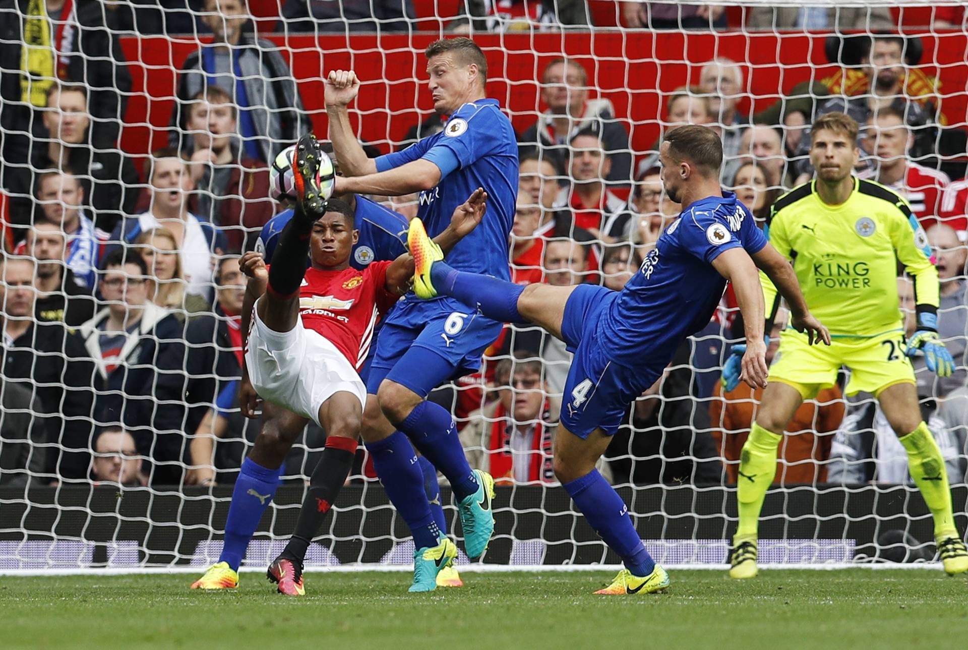 Manchester United v Leicester City - Premier League