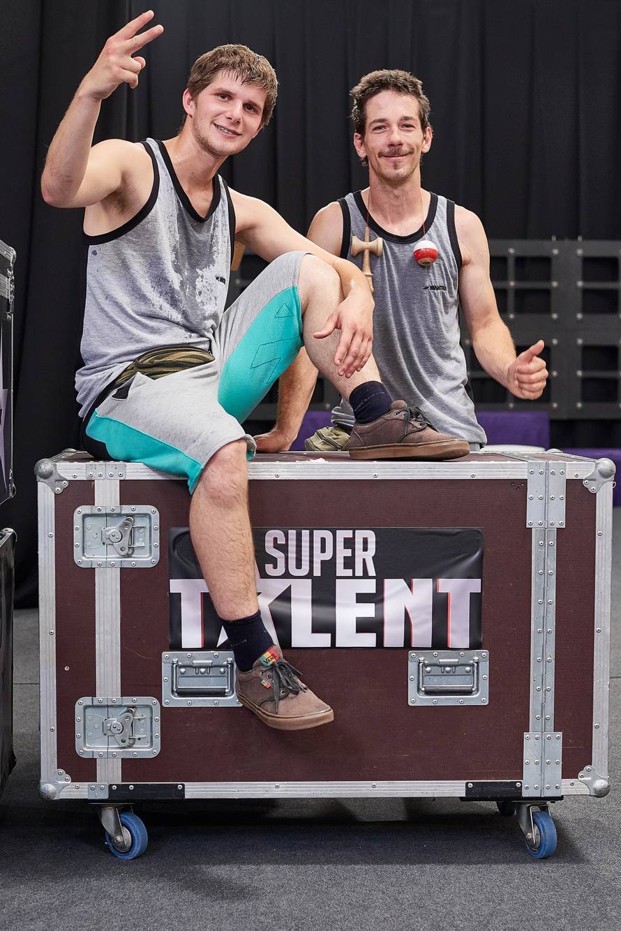 Peti zlatni gumb: Plesna grupa 'Dance Queen' ide u polufinale