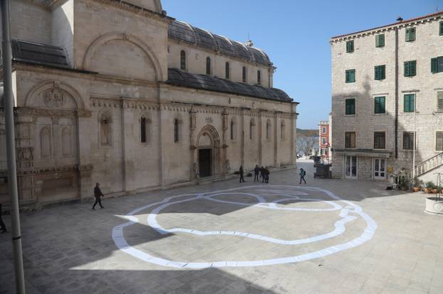 Šibenik: Strikoman snimio milenijsku fotografiju u čast Arsenu Dediću