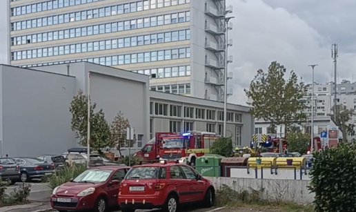 VIDEO Po&zcaron;ar na FER-u: Vatra krenula iz kuhinje fakulteta