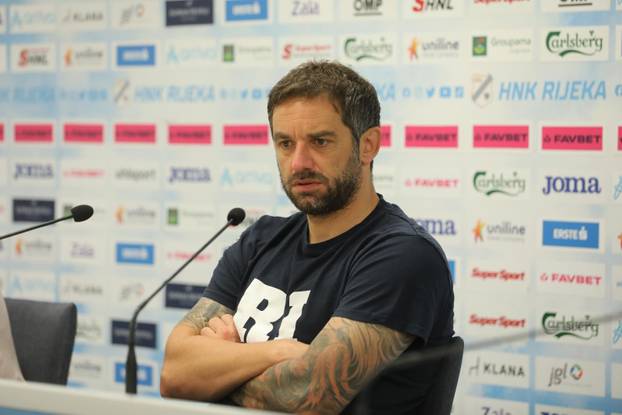 Rijeka: Radomir Đalović i Darko Raić Sudar na konferenciji za medije