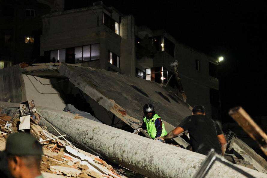 Aftermath of an earthquake in Caracas