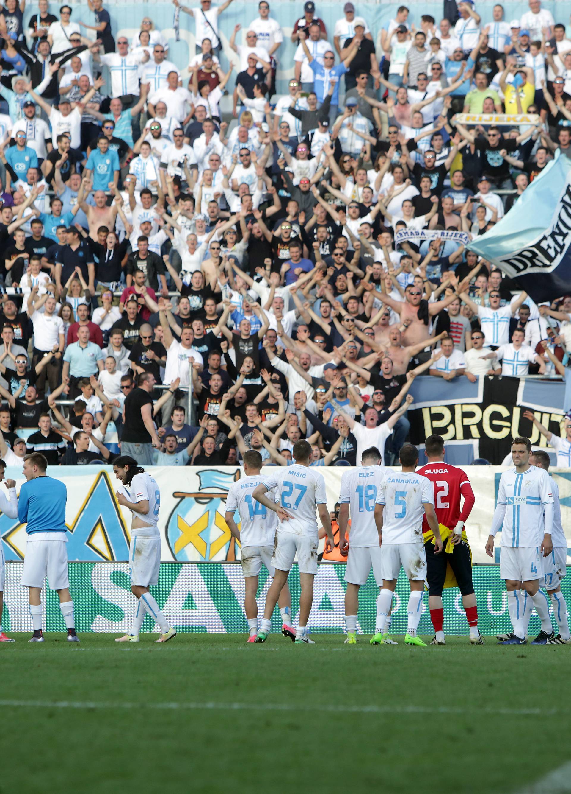 Šampionska Rijeka pobijedila je Hajduk i juri po povijesnu titulu