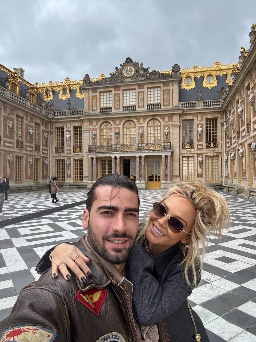 FOTO Pogledajte u čemu se nakon romantičnog vikenda u Parizu s Majom vozio Šime Elez