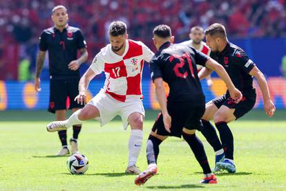 FOTO Koliko 'vatreni' igraju u klubovima: Oršić skoro koliko i Modrić, trojica ispod Perišića!