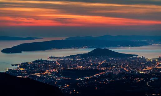 FOTO Prizori s Mosora na Split: Kontrast boja oduzima dah