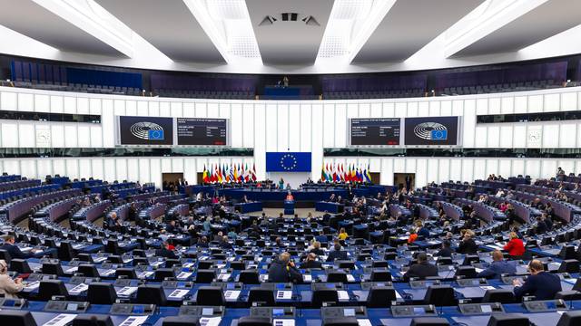 EU Parliament votes on resolution on energy prices