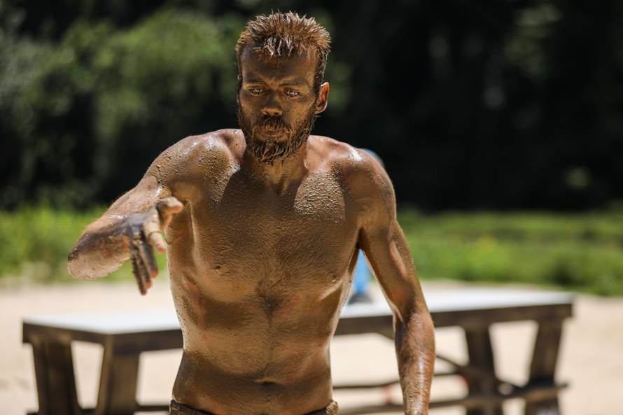 Dorian na poligonu skoro ostao bez gaća, a Mihaela je otkrila: 'Bavim se taksiranjem noću...'