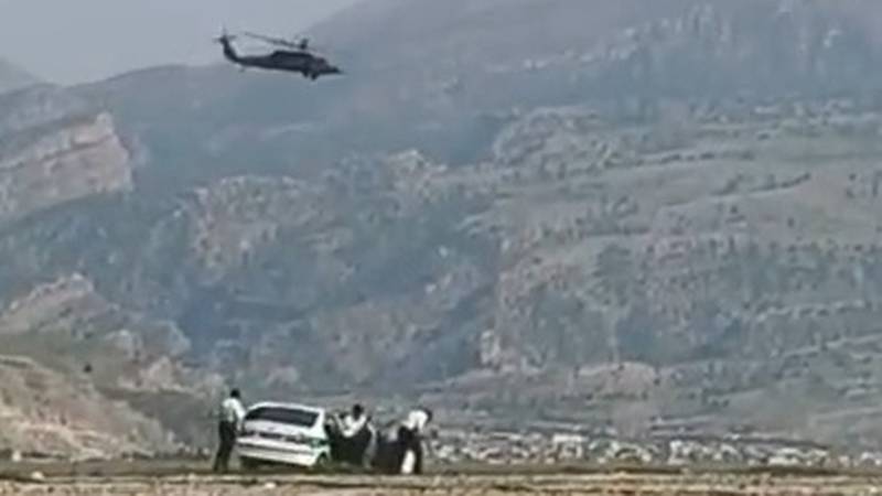 KRUŽI VIDEO Nadrealno: Iranci pucaju iz pušaka po američkim helikopterima koji traže pilota