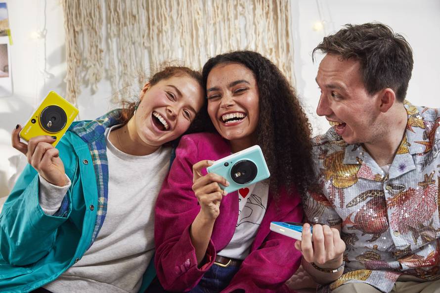 Fotke može odmah isprintati, ali i dijeliti na društvene mreže