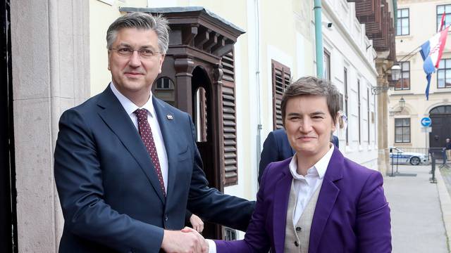 Zagreb: Premijer Plenković sastao se sa srpskom premijerkom Anom  Brnabić u Banskim dvorima 