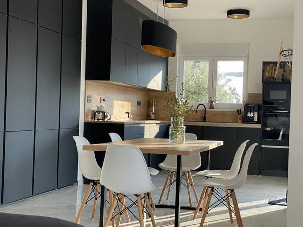 Prodaje se vila u Lunu s velikim bazenom: Cijena? Ma sitnica...