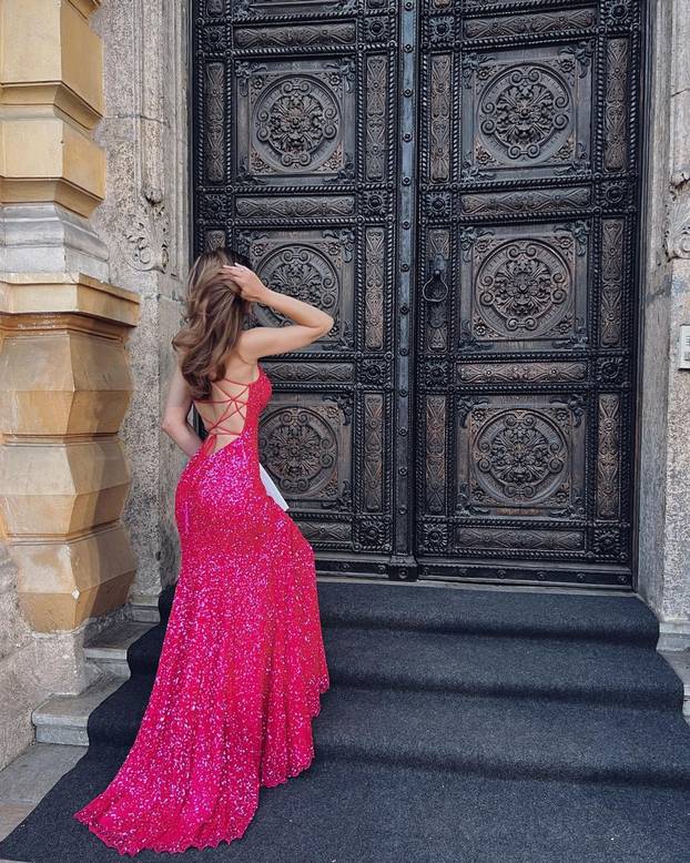 FOTO Koga ljubi Petković? Bila je to ljubav na prvi intervju, Iva ga je zavela pred kamerama