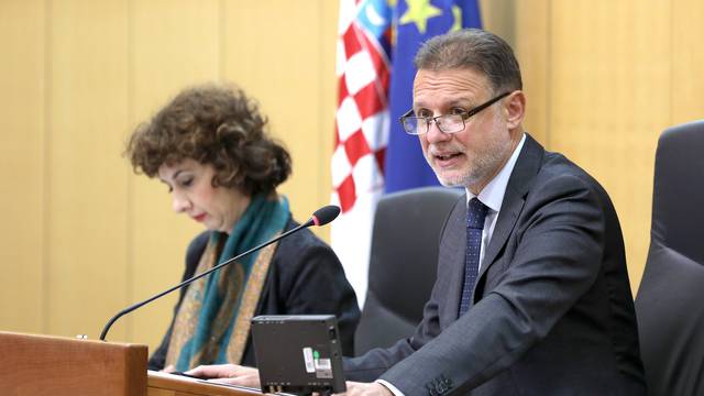Zagreb: Sabor raspravlja o placama u lokalnoj i podrucnoj  samoupravi