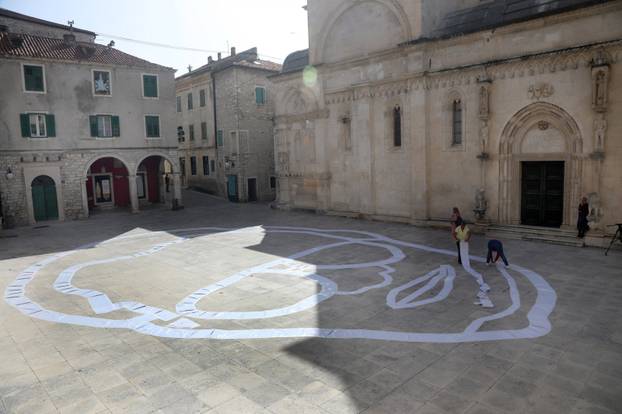 Šibenik: Strikoman snimio milenijsku fotografiju u čast Arsenu Dediću