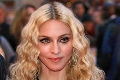 Madonna je iselila čak 200 Afrikanaca iz njihovih kuća