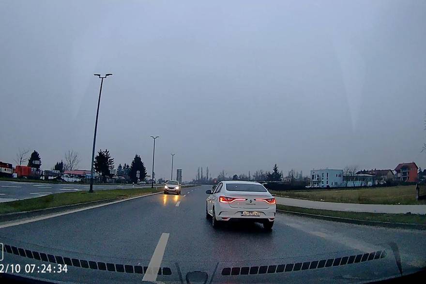 Snimljen trenutak izbjegnute nesre&cacute;e