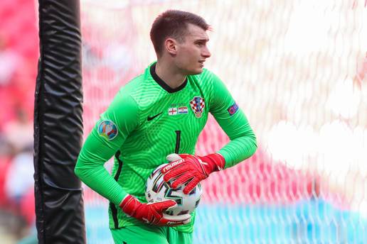 U&Zcaron;IVO Transferi: Dinamo svim silama vra&cacute;a Livakovi&cacute;a, Boban pripremio milijune za Fener!