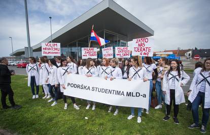 Studenti napali Kujundžića: On štiti interese svojih studenata