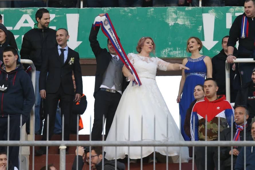 Svećenik: Ma sve znam, dragi hajdukovci, sve mi je jasno...