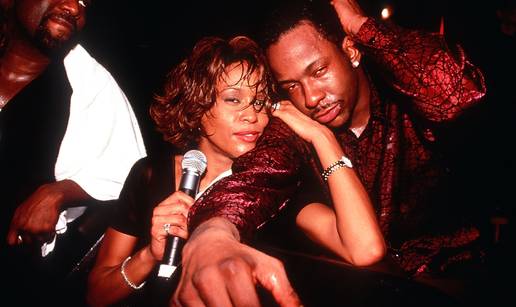 Whitney Houston naizgled je imala sve, no privatno je prolazila kroz pravi pakao