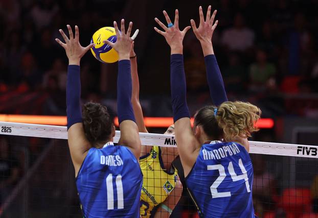 Women's World Championships - Semi Final - Italy v Brazil