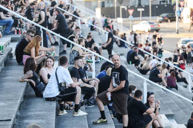 Zagreb: Atmosfera oko Arene uoci koncerta Marilyna Manson.