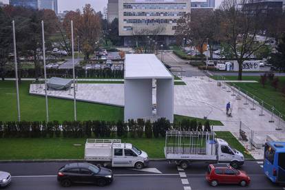 Zagreb: Završni radovi na Spomeniku domovini