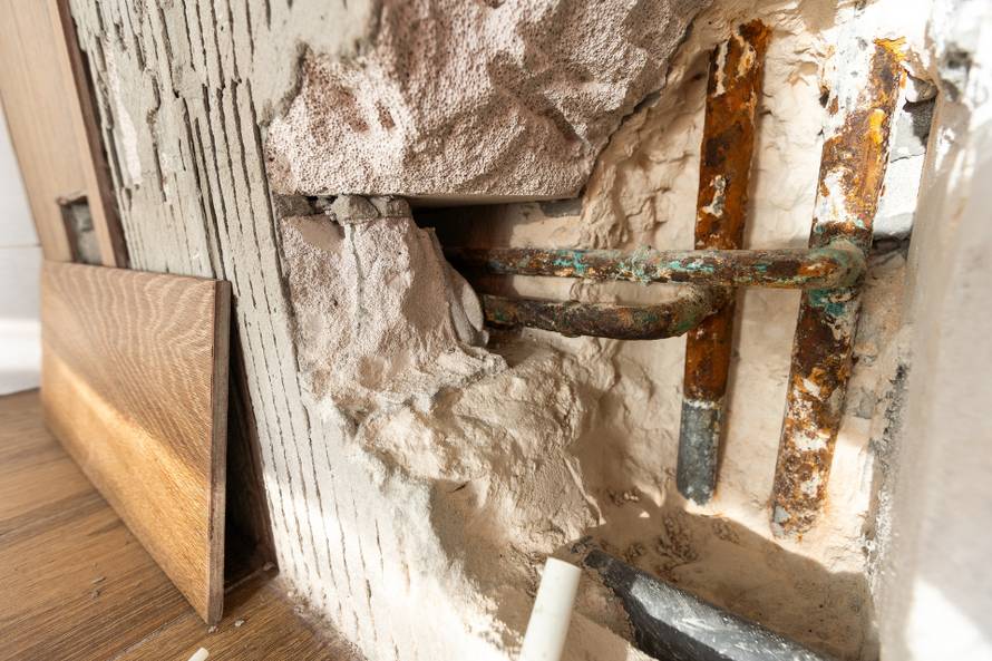 Water,Damaged,Wall,In,An,Old,House.,Water,Damage,Building