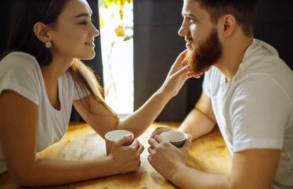 Učite od drugih: 8 fraza koje si sretni parovi u svađi ne govore