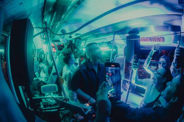FOTO Ludilo na tračnicama! Ovaj party tramvaj u Zagrebu vozi vas direktno u ekstazu