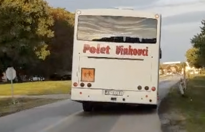 Zgrožena čitateljica: Bus vozio djecu i nagnuo se, strahota! Prijevoznik: 'Nije bilo djece'