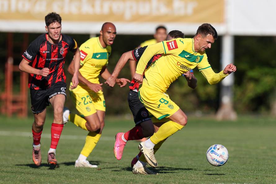 Velika Gorica: SuperSport Hrvatski nogometni kup, osmina finala, NK Kurilovec - NK Istra 1961