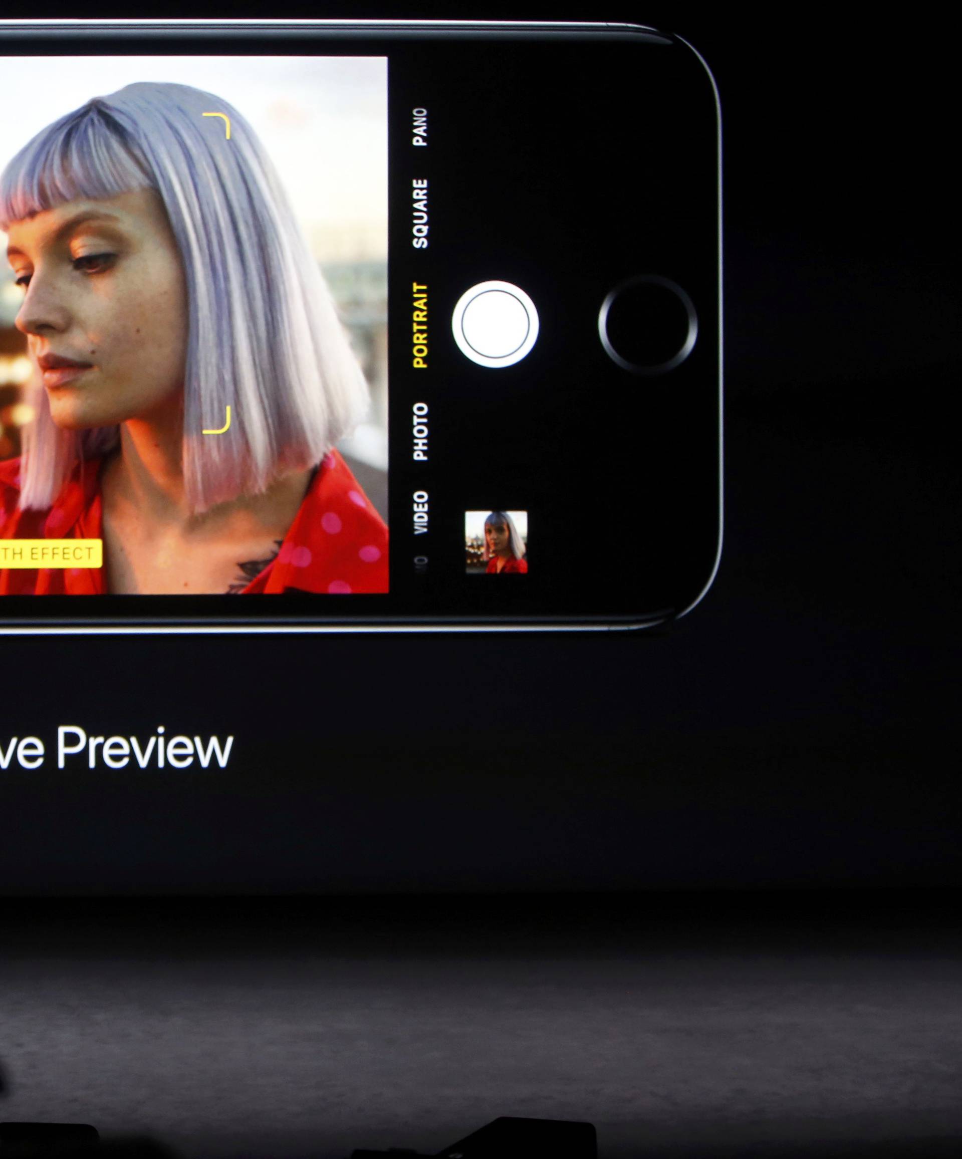Phil Schiller discusses the depth of field and bokeh effects in the iPhone 7 Plus during an Apple media event in San Francisco