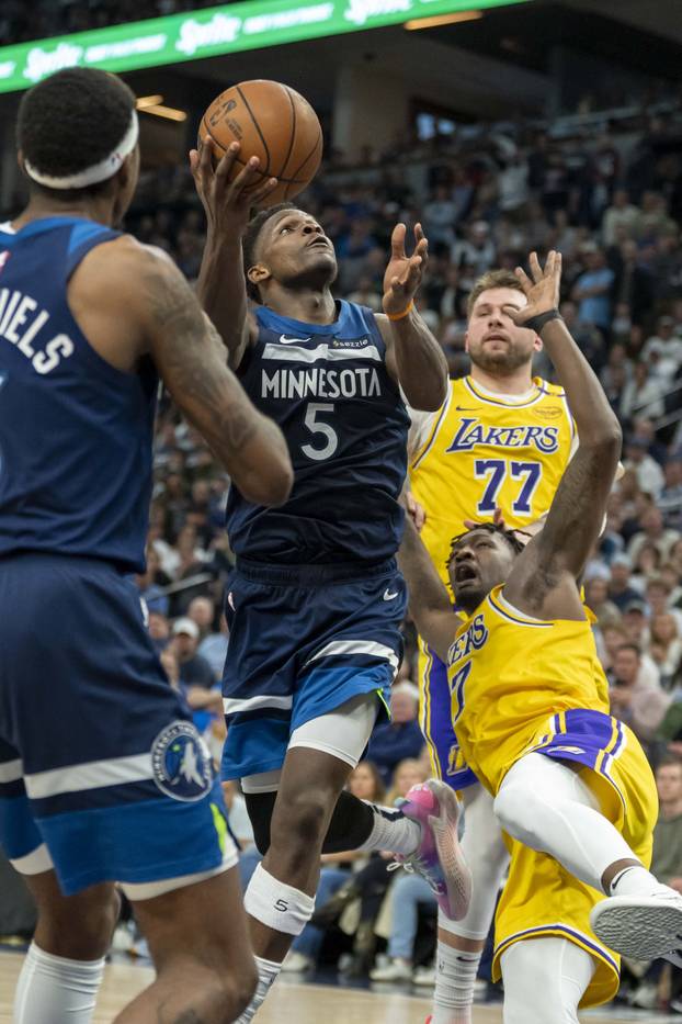NBA: Playoffs-Los Angeles Lakers at Minnesota Timberwolves