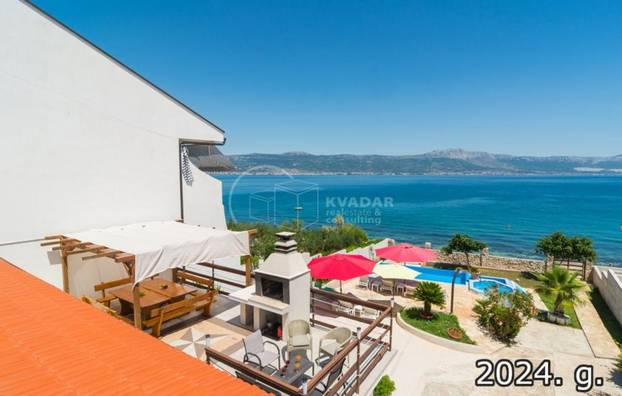 FOTO Hrvatski san: Pogledajte za koliko se prodaje kuća  - prvi red do mora u okolici Splita