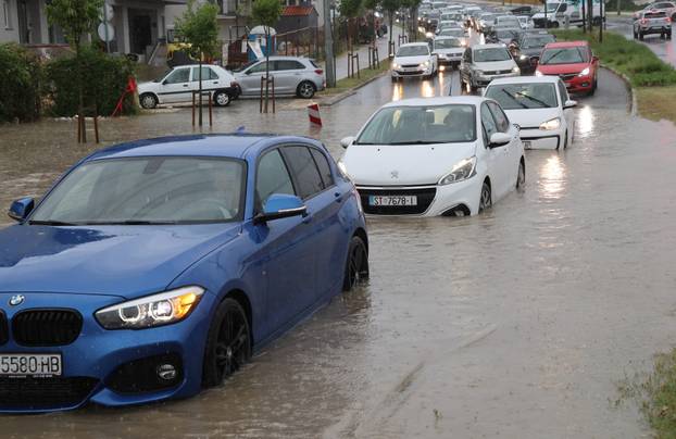 Split: Prometni kolaps zbog kiše