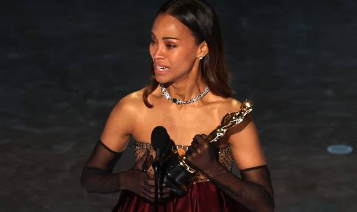 Zoe Saldana osvojila svog prvog Oscara pa pustila suzu: 'Dijete sam imigranata sa snovima...'
