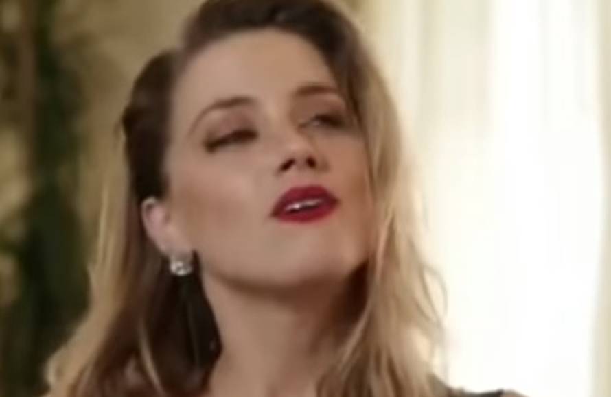 Posrnula Amber Heard na  intervju stigla potpuno pijana
