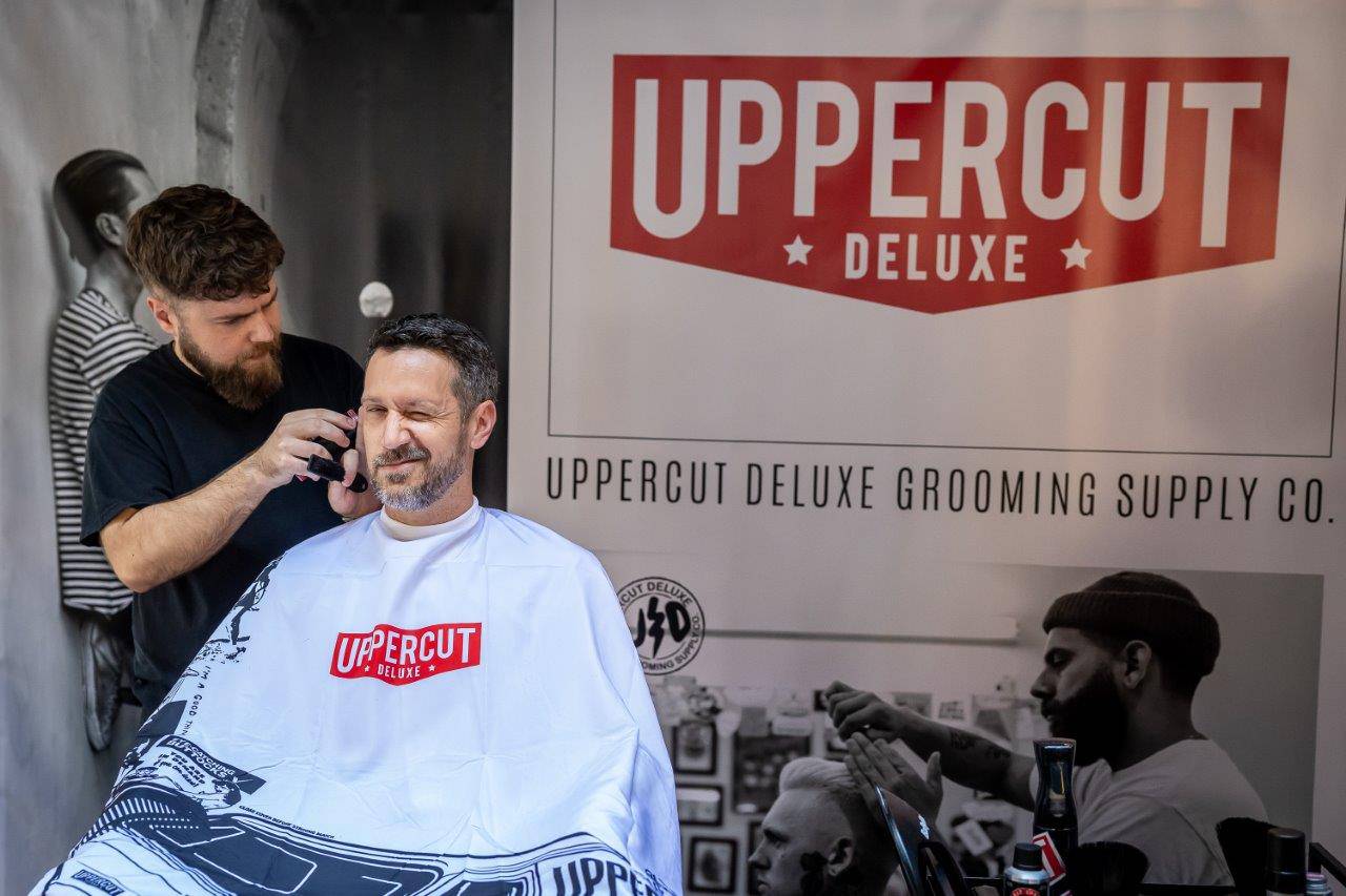 U centru Zagreba održan zabavni "Uppercut Deluxe Barber Show"