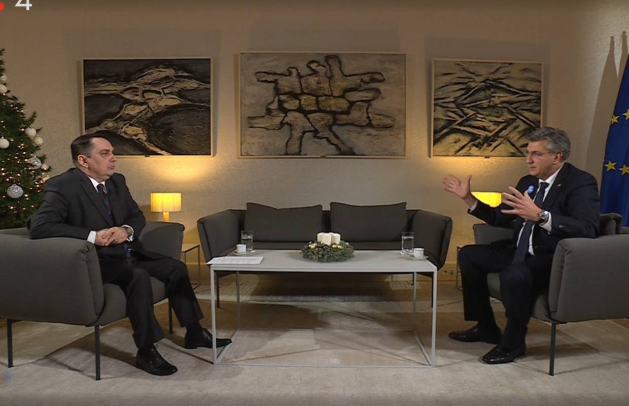 HRT-ov hit za nedjeljnu večer: Jelka u kutu ekrana, Plenković i repriza novogodišnjeg intervjua