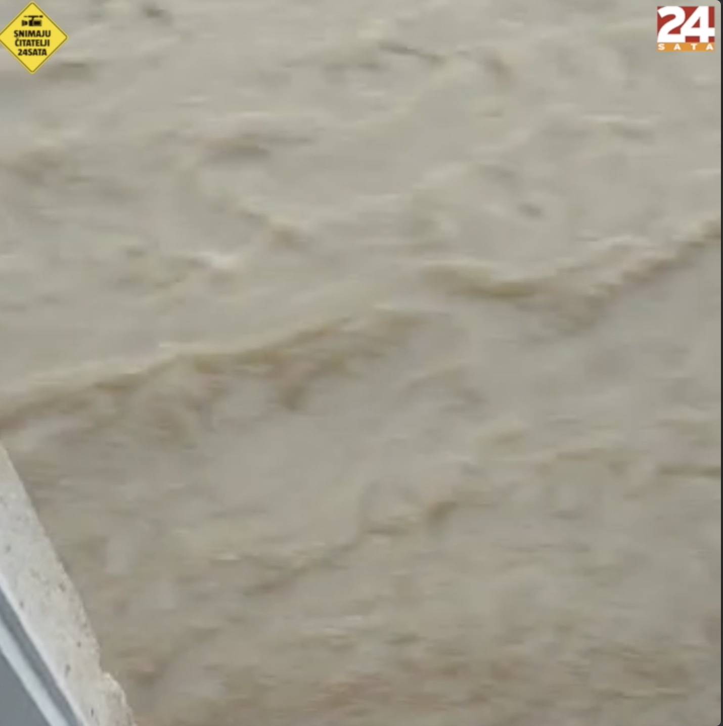 VIDEO Biblijski potop na Hvaru: 'Bujica se odjednom počela slijevati niz ulice i preko pjace'