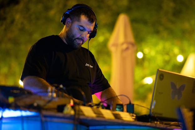 Zagreb: Otvoren Food Truck Festival