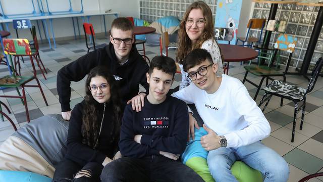 Srednjoškolac Dominik Mihaljinec iz Krapine je najbolji mladi prevoditelj u Hrvatskoj