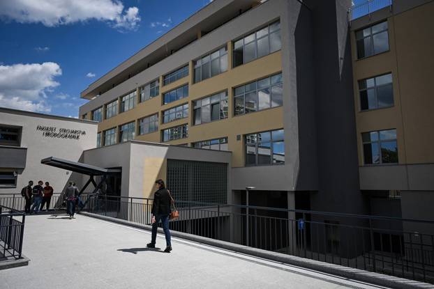 Zagreb: Obilazak Fakulteta strojarstva i brodogradnje