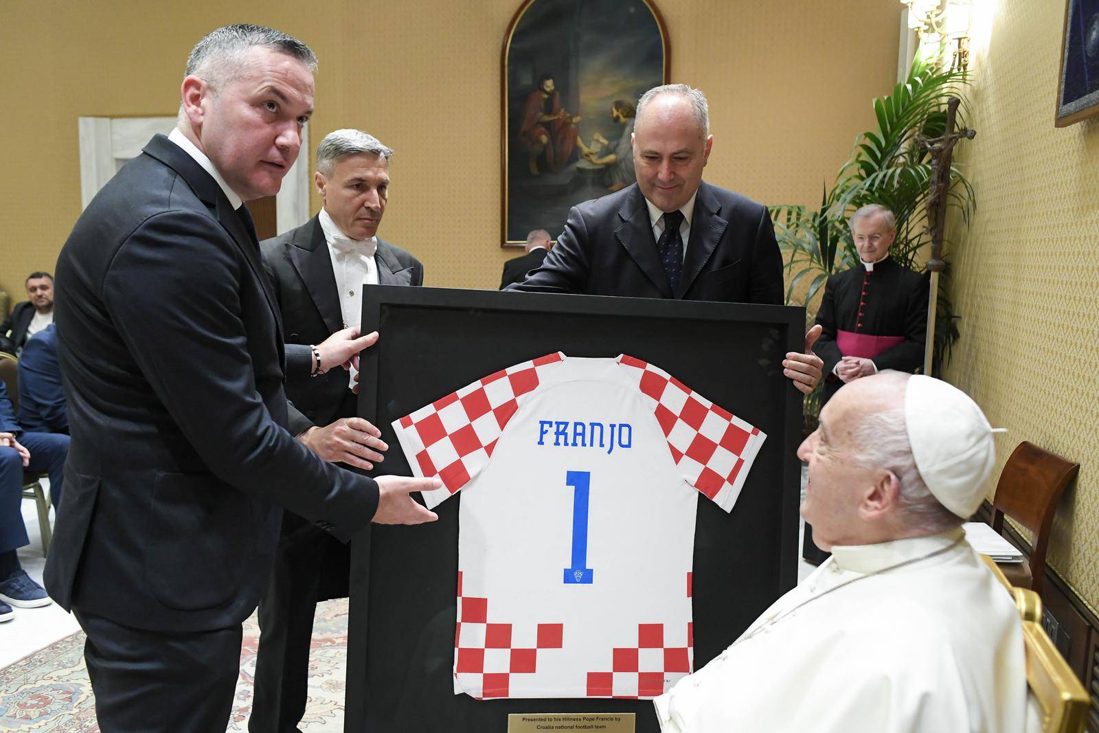 Papa Franjo primio Hrvatsku nogometnu reprezentaciju