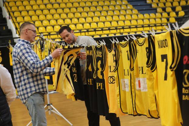 Split: Izložba 150 dresova povodom 80. rođendana KK Split