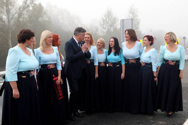 Svečanost puštanja u promet dionice autoceste A11 Lekenik - Sisak